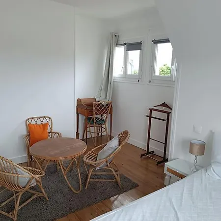 Belle Vie A 30 Metres De La *