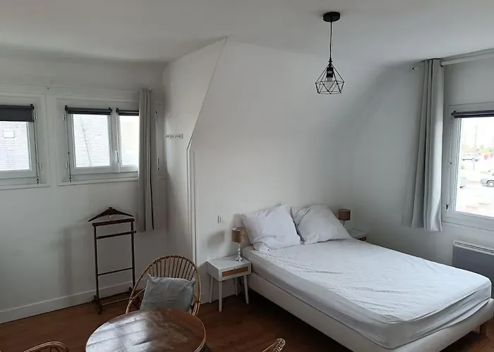 Belle Vie A 30 Metres De La Nyaraló