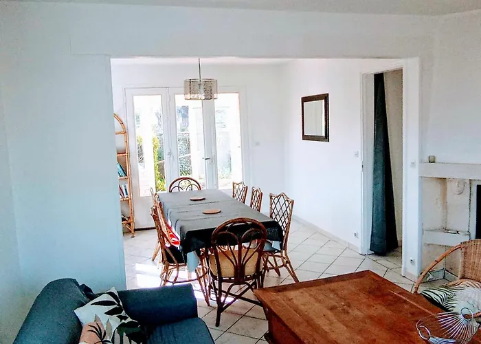 Nyaraló Belle Vie A 30 Metres De La *